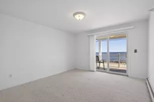 790 York St, York, ME 03909 - Photo 13