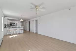 790 York St, York, ME 03909 - Photo 11