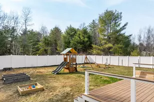 82 Tree Farm Rd, Brunswick, ME 04011 - Photo 17