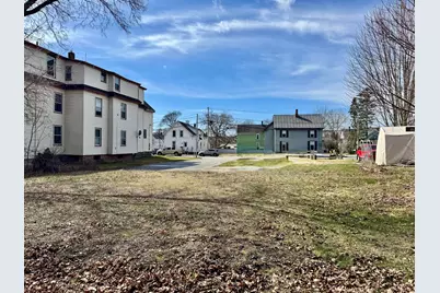 25 Oak Street, Waterville, ME 04901 - Photo 3