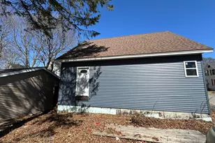 24 Prentiss St, Bangor, ME 04401 - Photo 5