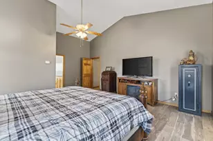 692 Battle Ridge Rd, Clinton, ME 04927 - Photo 21