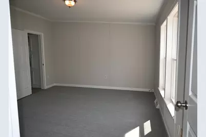 13 Young Avenue, Brunswick, ME 04011 - Photo 9