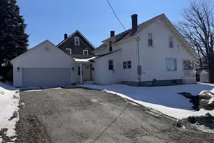 27 Dudley St, Presque Isle, ME 04769 - Photo 3