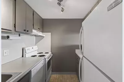 340 Eastern Promenade #244, Portland, ME 04101 - Photo 13