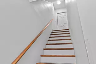 35 Mathews Ave, Waterville, ME 04901 - Photo 5