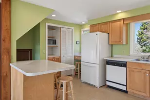 32 Bowery Beach Rd, Cape Elizabeth, ME 04107 - Photo 11