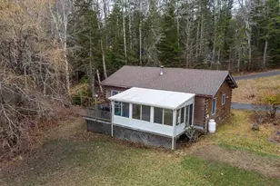 11 Warren Ln, Boothbay Harbor, ME 04538 - Photo 5