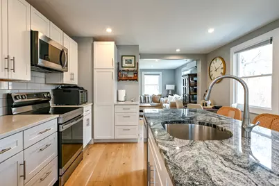 32 Longfellow Drive, Cape Elizabeth, ME 04107 - Photo 3