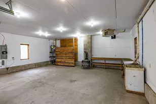 318 Hatchet Mountain Rd, Hope, ME 04847 - Photo 37