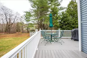 90 Pearl St, Camden, ME 04843 - Photo 37