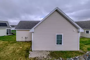 4 C St, Bridgton, ME 04009 - Photo 37