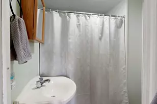 26 Holland St, Lewiston, ME 04240 - Photo 23
