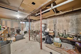 19 Washington St, Waterville, ME 04901 - Photo 25
