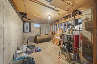 19 Washington St, Waterville, ME 04901 - Photo 23