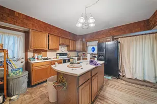 19 Washington St, Waterville, ME 04901 - Photo 11
