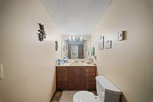 19 Washington St, Waterville, ME 04901 - Photo 19