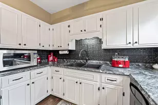15 Williams Dr, Topsham, ME 04086 - Photo 9