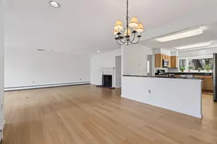 1 Wildwood Dr, Cape Elizabeth, ME 04107 - Photo 11