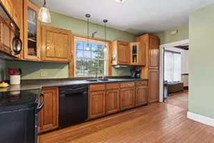 106 North St, Saco, ME 04072 - Photo 17