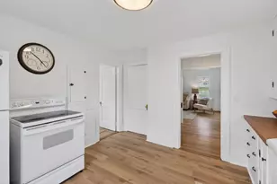 53 Corliss St, Bath, ME 04530 - Photo 17