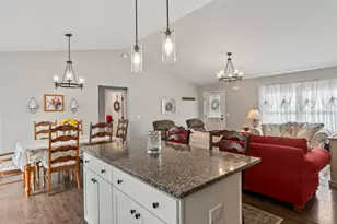 7 Crickett Ln, Biddeford, ME 04005 - Photo 9