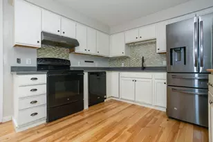 109 Sunny Hill Dr, Farmington, ME 04938 - Photo 3