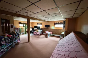 21 Mitchell St, Lewiston, ME 04240 - Photo 17