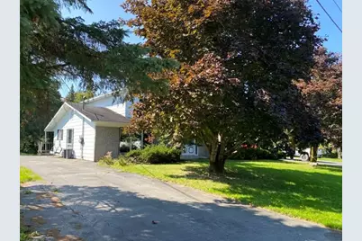131 Clover Street, Madawaska, ME 04756 - Photo 11