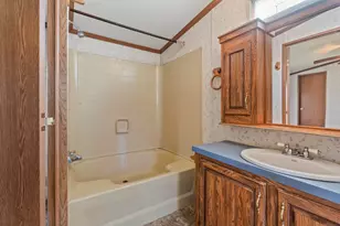 1655 Hotel Rd, Auburn, ME 04210 - Photo 19