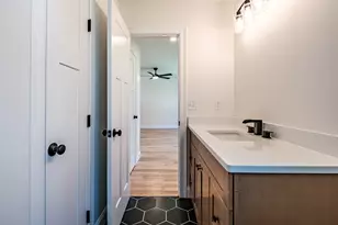 210 Barnstable Rd, South Portland, ME 04106 - Photo 29