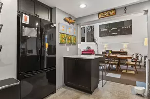 145 Anderson St, Portland, ME 04101 - Photo 9