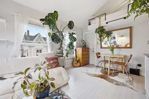 22 Pine St, Portland, ME 04102 - Photo 9