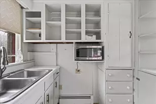 330 E Main St, Searsport, ME 04974 - Photo 9