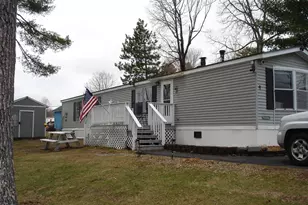9 Holiday Ln, Standish, ME 04084 - Photo 3
