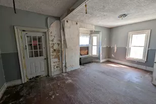 113 7th St, Auburn, ME 04210 - Photo 17