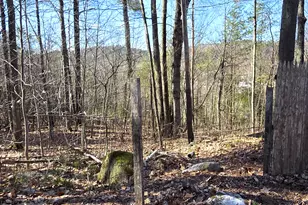 46 Fourth St, Mexico, ME 04257 - Photo 5