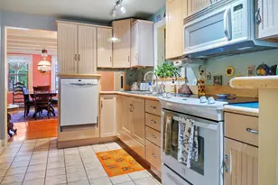 73 Pleasant St, Brunswick, ME 04011 - Photo 11