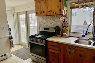 19 Hicks St, Portland, ME 04103 - Photo 7