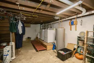 140 Maple Ave, Farmington, ME 04938 - Photo 17
