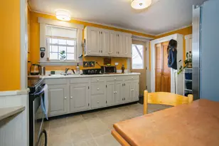 140 Maple Ave, Farmington, ME 04938 - Photo 13