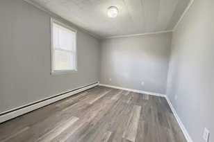 13 Green St, Houlton, ME 04730 - Photo 23