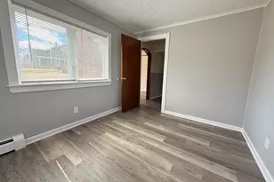 13 Green St, Houlton, ME 04730 - Photo 17
