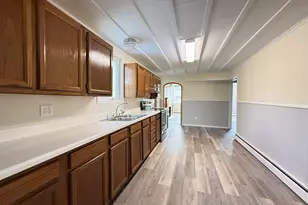 13 Green St, Houlton, ME 04730 - Photo 15