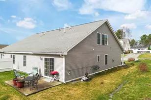 77 Glen St, Augusta, ME 04330 - Photo 3