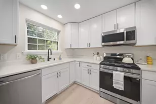 10 Randall Cir, Brunswick, ME 04011 - Photo 9