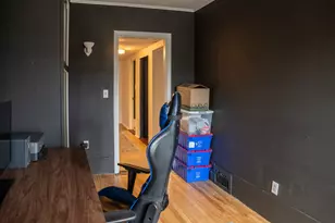 21 Bridge St, Lewiston, ME 04240 - Photo 33