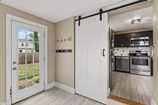 77 Dorset St, Portland, ME 04102 - Photo 5