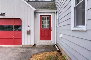 77 Dorset St, Portland, ME 04102 - Photo 3