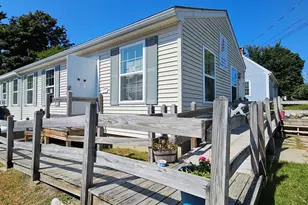11 Free St, Machias, ME 04654 - Photo 3